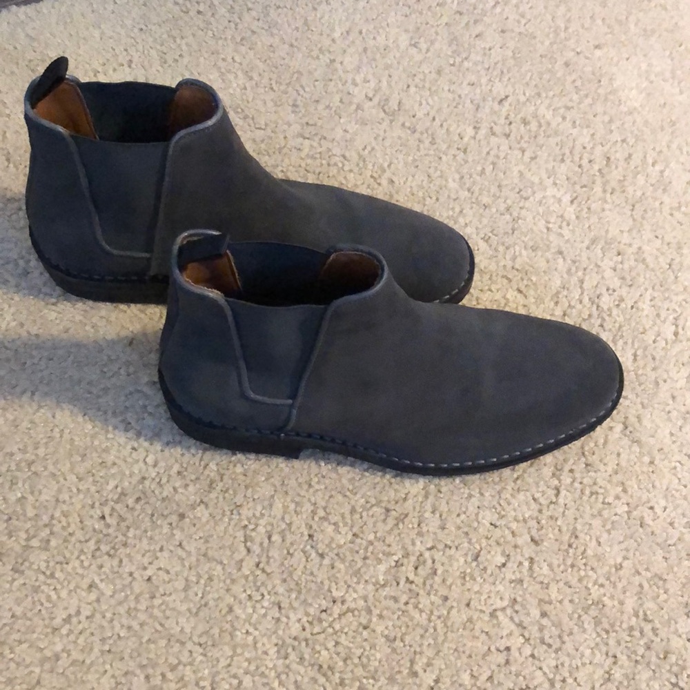 Men’s 10 Aquatalia Grey Boots